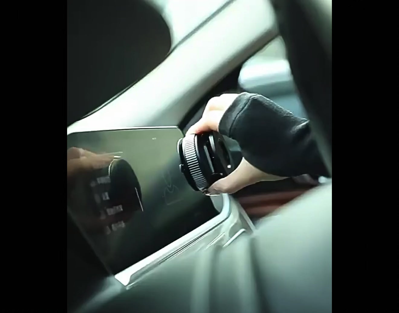 Support téléphone voiture magnétique